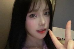 耳软骨隆鼻效果如何？和假体隆鼻哪个更自然？